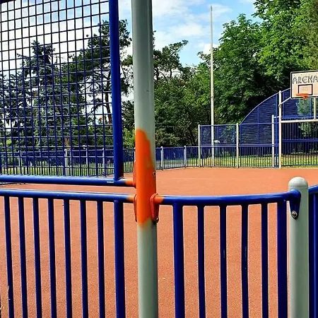 Apartment Between Parks - King Bed - - Football Field