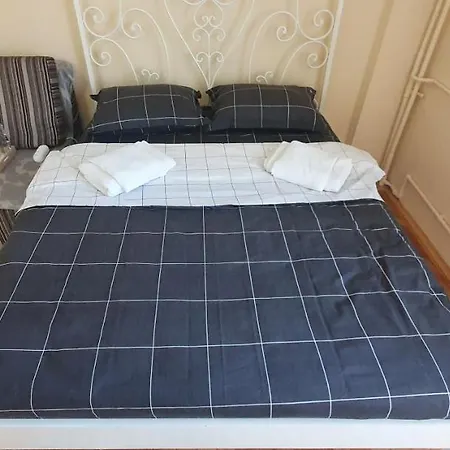 Lägenhet Between Parks - King Bed - - Football Field Bukarest